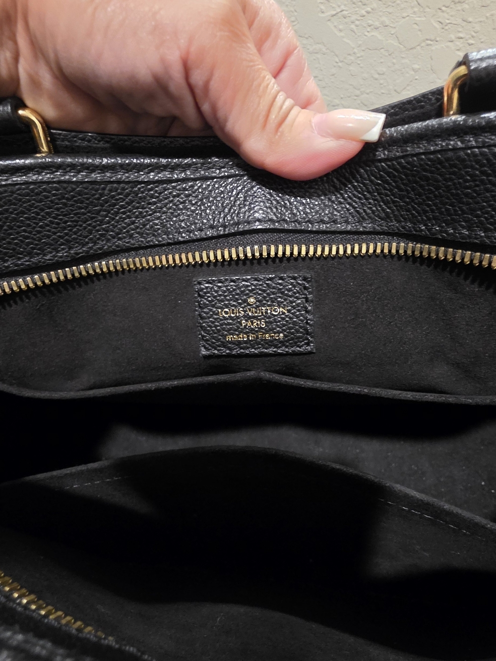 Louis Vuitton Monogram Popincort MM in Black shoulder tote - Picture 10 of 17